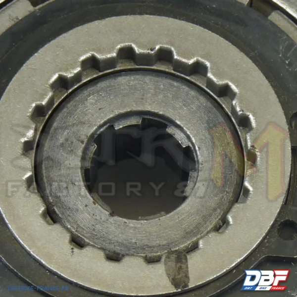 07// EMBRAYAGE QUAD 110/125CC 18 DENTS, photo 1 sur Dirt Bike France