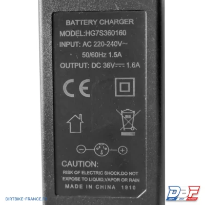 09// CHARGEUR LITHIUM/PLOMB 36V 1.5A QUAD/MOTO NRJ 1600W, photo 1 sur Dirt Bike France