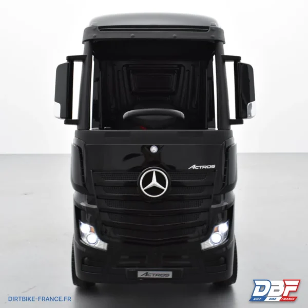 Camion électrique enfant mercedes actros Noir, photo 3 sur Dirt Bike France