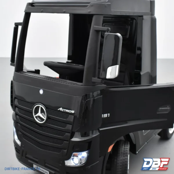 Camion électrique enfant mercedes actros Noir, photo 8 sur Dirt Bike France