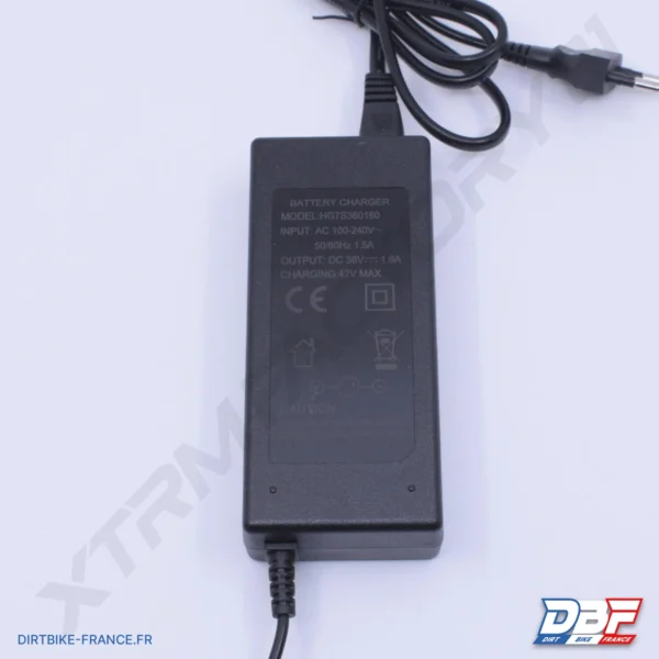 CHARGEUR 36V, photo 2 sur Dirt Bike France