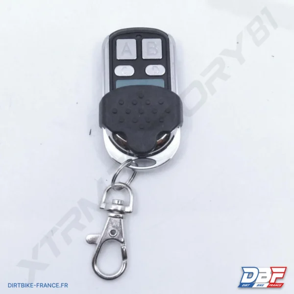 TELECOMMANDE LIT VOITURE ENFANT, photo 1 sur Dirt Bike France