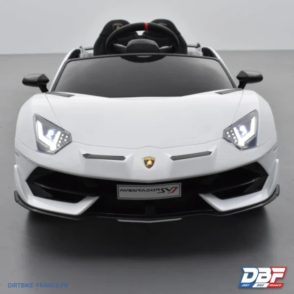 Voiture électrique enfant lamborghini aventador svj 12v Blanc, photo 3 sur Dirt Bike France